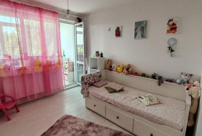Apartament cu 3 camere decomandat în Țiglina 2