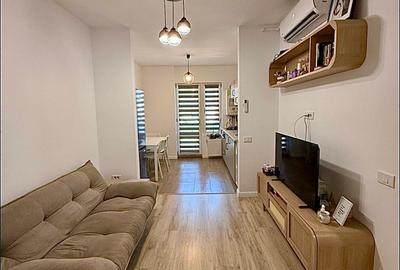 Apartament cu 2 camere decomandat în Apărătorii Patriei