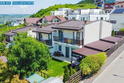 COMISION 0! Casa tip duplex | 122 mp | 5 min de VIVO MALL|  Gradina - 1