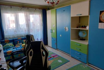 Apartament 4 camere | decomandat | etaj 3 din 4 | Plopilor - 3