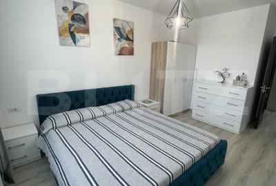 Apartament cu 3 camere semidecomandat, mobilat în Central