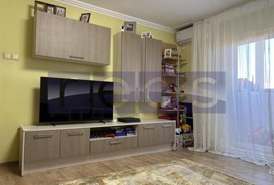 VANZARE 4 CAMERE DECOMANDAT PARCARE CALEA  VITAN - 2