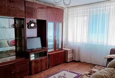 Apartament cu 2 camere decomandat, mobilat în Cișmigiu