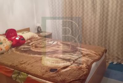 Apartament cu 3 camere decomandat, mobilat în Dristor