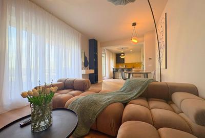 Apartament cu 3 camere decomandat, mobilat în Central