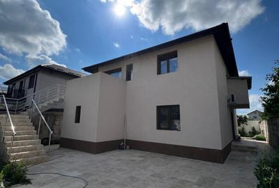 Casă individuală cu 6 camere în Jilava