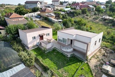 Casă cu 6 camere în Cârcea