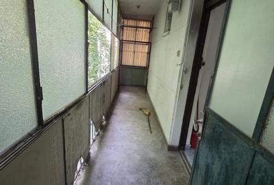 Primăverii, etaj 1/3, decomandat, 2 balcoane - 4