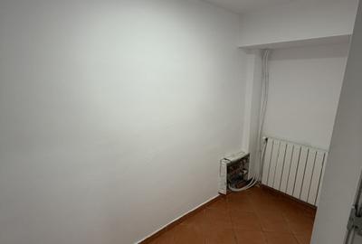 Cladire Birouri | Spatiu Comercial | Grivita | 13 camere | Parcari - 11