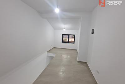 Duplex de vanzare, 4 camere, Mosnita Veche - 5