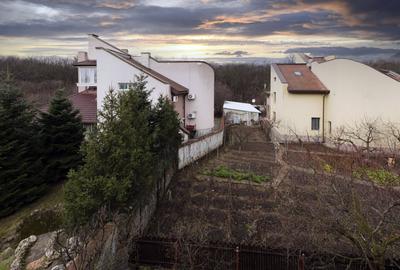 Casă De Vânzare, Lângă Pădurea Roșu Liberă, P+2, 5 Camere  Garaj + 2 Parcări - 4