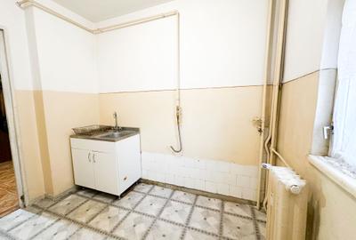 Apartament 4 cam decomandat - Blv Republicii - 4