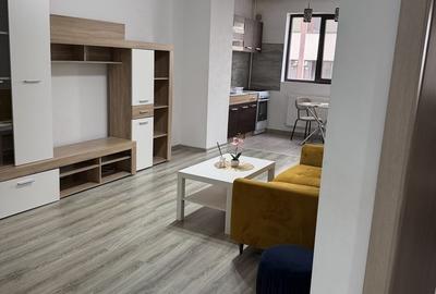 Apartament cu 2 camere semidecomandat în Rahova