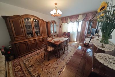 Apartament 4 camere zona Liceului Eminescu - 1