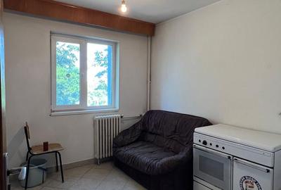 3 camere cu vedere la Parc Humulesti - 4