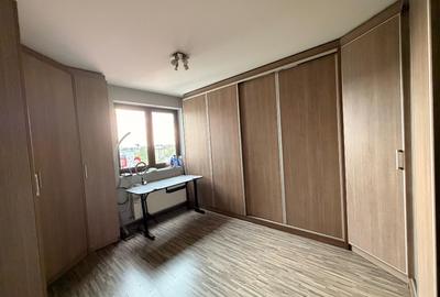 Apartament cu 3 camere, mobilat în Calea Călărașilor