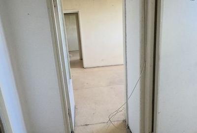 2 Camere - De renovat - Bloc Anvelopat - 1977 - Colentina - 3