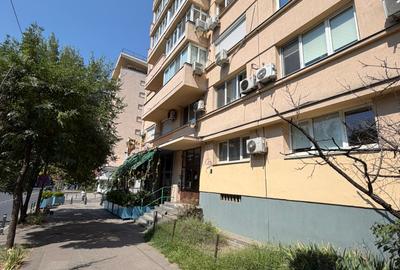 Apt. 2 cam,Calea Victoriei, etaj 2, balcon, bloc solid,vedere superba, video - 28