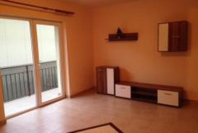 Apartament cu 2 camere decomandat în Florești