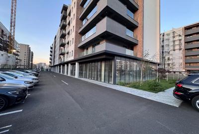 Spațiu comercial, de 162.00 mp, în Tractorul