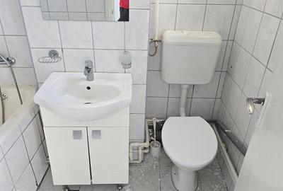 Inchiriez  apartament 2 camere in Deva, Bld. Dacia, suprafata utila 52 mp, - 4