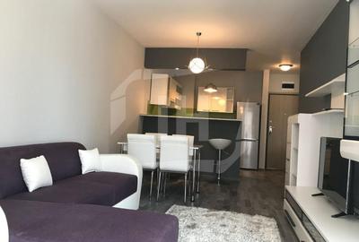 Apartament cu 2 camere semidecomandat, mobilat în Central