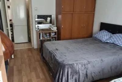 Garsonieră decomandată în Metalurgie