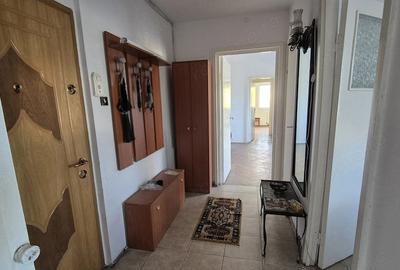Vand apartament 3 camere in Astra - 8