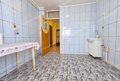 Apartament cu 2 camere, decomandat, 53,39 mp – Piața Centrală, bloc din 1988 - 6