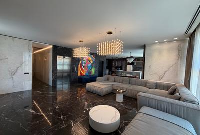 Apartament cu 5 camere decomandat în Domenii