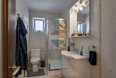 Vilă renovată P+1+M  | Foișor vitrat, grădină și jacuzzi - 10