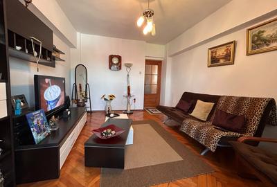 Apartament cu 2 camere decomandat, mobilat în Călărași