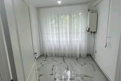 Apartament 3 camere Alexandru,la bld,et.2/4,renovat total, cod:162822 - 1