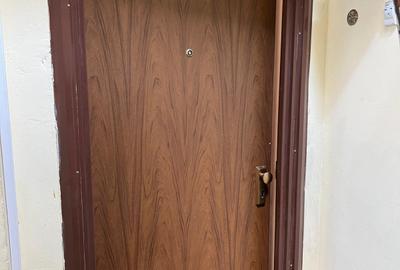 Apartament 3 camere semidecomandat, Valea Călugărească – de renovat - 12