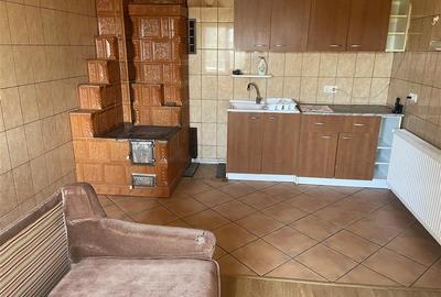 Casa de vanzare in sat Hangulesti cu suprafata de 133 mp , suprafata teren 2000 - 15