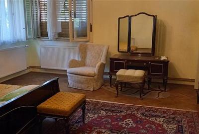 Apartament cu 3 camere semidecomandat în Ultracentral