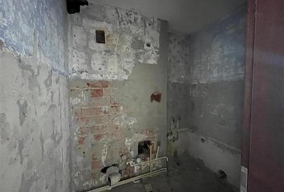 Lugoj, Apartament 3 Cam., 84 Mp., Semidecomandat, et.6, Central Blocul Postei - 7