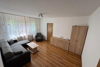 Apartament cu 2 camere semidecomandat în Dacia