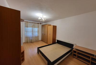 Garsonieră decomandată în Colentina