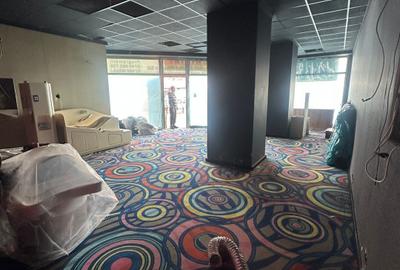 Spațiu comercial, de 150.00 mp, în 1 Mai