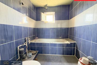 EXCLUSIVITATE | 3 Camere Micro 17 (Oltului/Școala 5), Bloc 1984 - 15