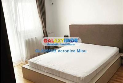 Apartament cu 3 camere decomandat, mobilat în Nerva Traian