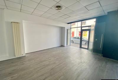 Spațiu comercial, de 65 mp, în Central