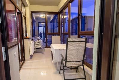 Apartament cu 3 camere decomandat, mobilat în Central