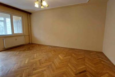 Apartament cu 2 camere decomandat în Theodor Pallady