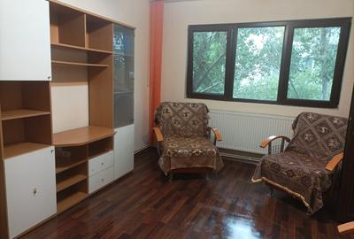 Apartament cu 2 camere, etajul 3/4, zona Alexandru Cel Bun - 5