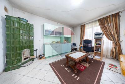 Casă individuala spatioasa cu 8 camere si teren 610 mp centru BOD - 14