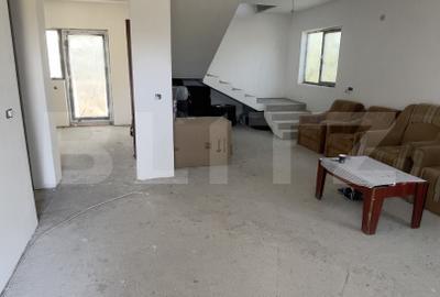 Casă individuală cu 4 camere în Crucișoara