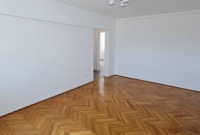 Apartament cu 2 camere semidecomandat, mobilat în Tineretului
