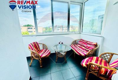 Apartament cu 4 camere de vânzare în zona Central - 3